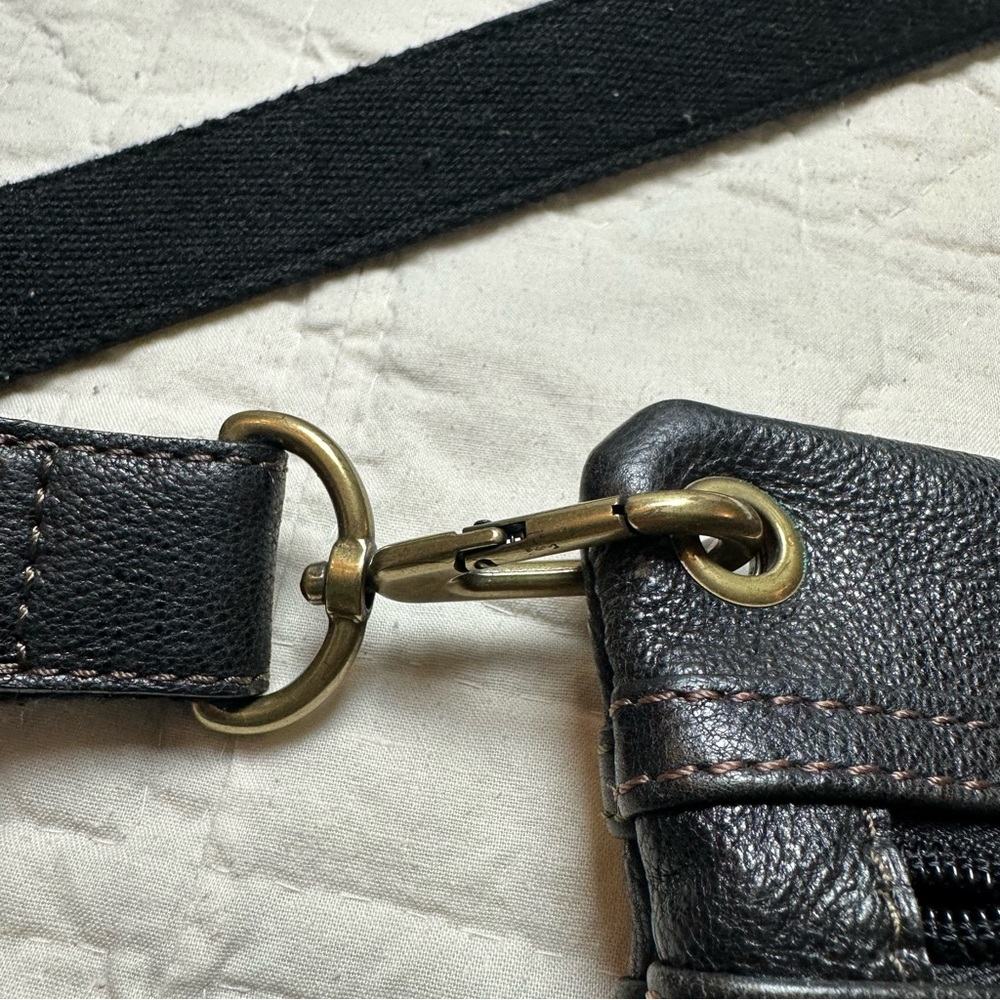 Patchwork Leather Crossbody Bag | Boho Vintage 90s Indie · Fossil - Picture 9 of 13